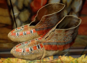 Huron moccasins, c. 1800 AD, with moose hair tassels.