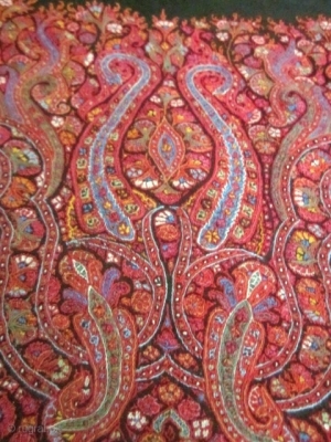 Amli embroidered Kashmir shawl, mid-19th century.