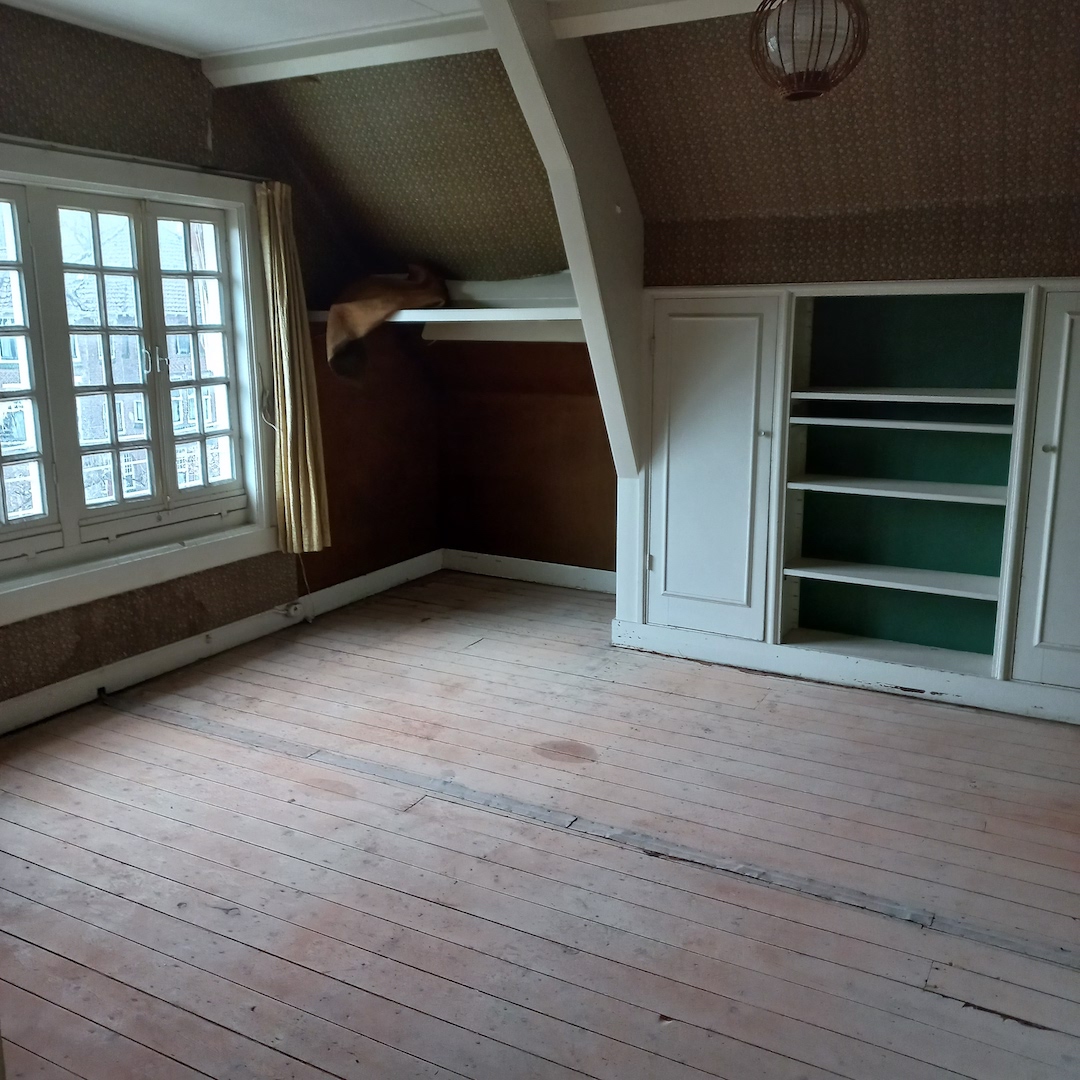 Office space on the second floor, awaiting floor covering. Boerhaavelaan 6, December 2025. Photograph Gillian Vogelsang.