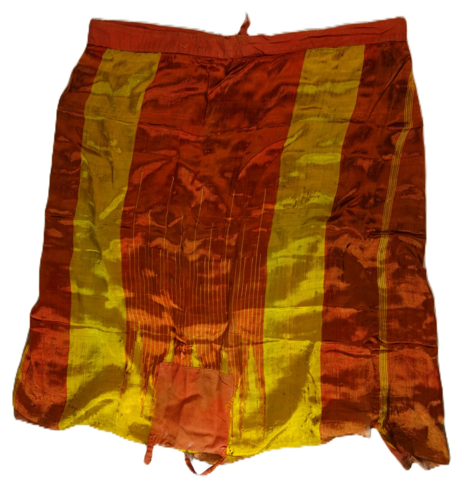 Fig. 9. An example of a Çarşaf from Türkiye, early 20th century (TRC 2026.1378).