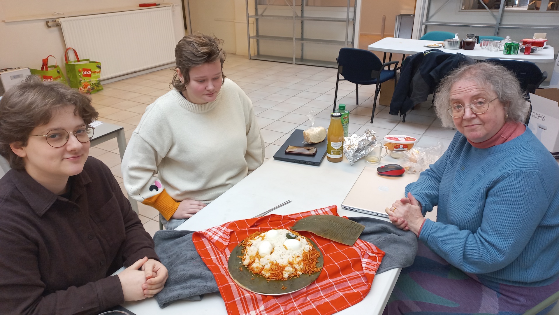 Indonesian meal, prepared by one of the TRC volunteers, to guarantee good fortune with the move. Friday morning, 16th January.