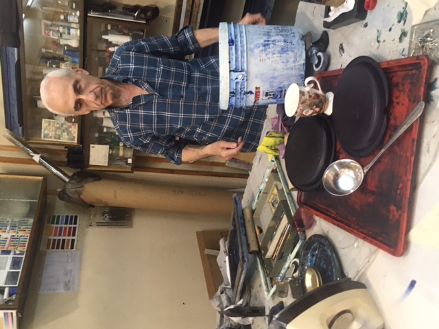 Georgian craftsman proucing modern lurji supra.