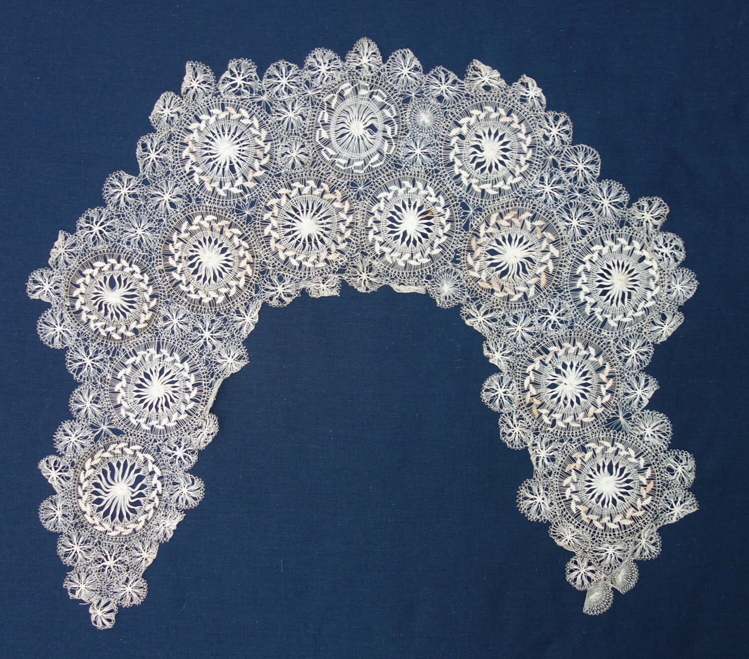 Tenerife lace collar, late 19th century (TRC 2020.0462)