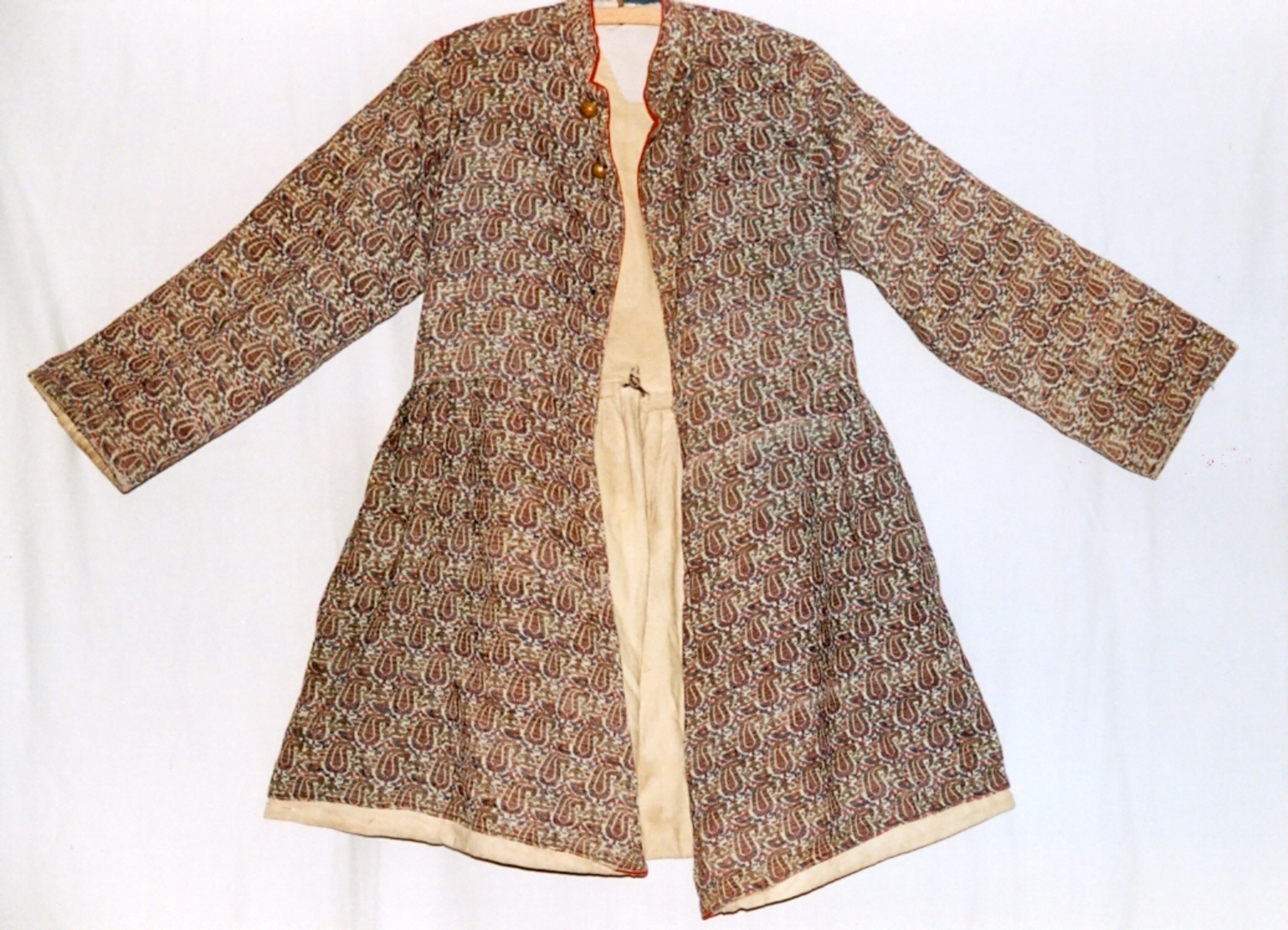 Man's coat from early 20th century Iran (TRC 1998.0120).