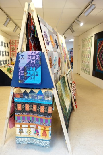 Two modern quilts by Lies van de Wege, The Netherlands.