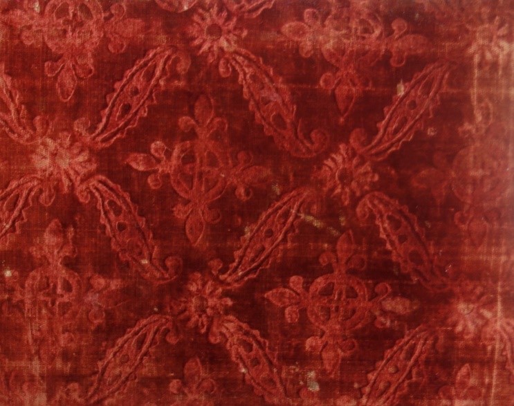 A 16th century Spanish silk velvet with stamped design (TRC 2011.0367)